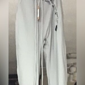 Skims NWT Chrome Leggings Size XXS  AP-LEG=2112